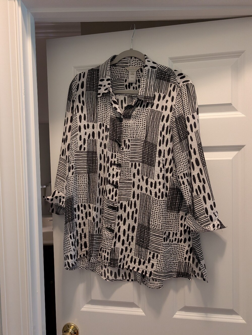 Multiples Black & White Patterned Button-Front Women’s Top